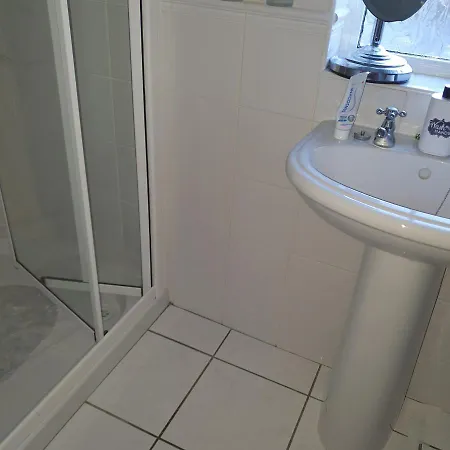 Oda ve Kahvaltı Glenderan Westport
