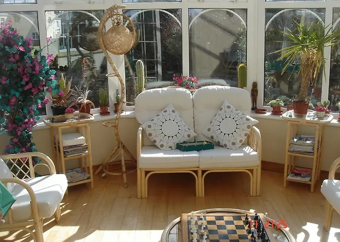 Glenderan 4* Westport